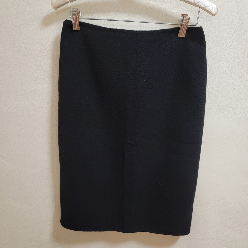 Dana Buchman Black Skirt
